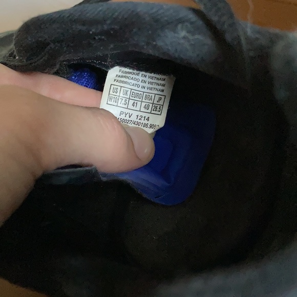 Mixing Wave Lightning Court Shoes - Picture 6 of 6